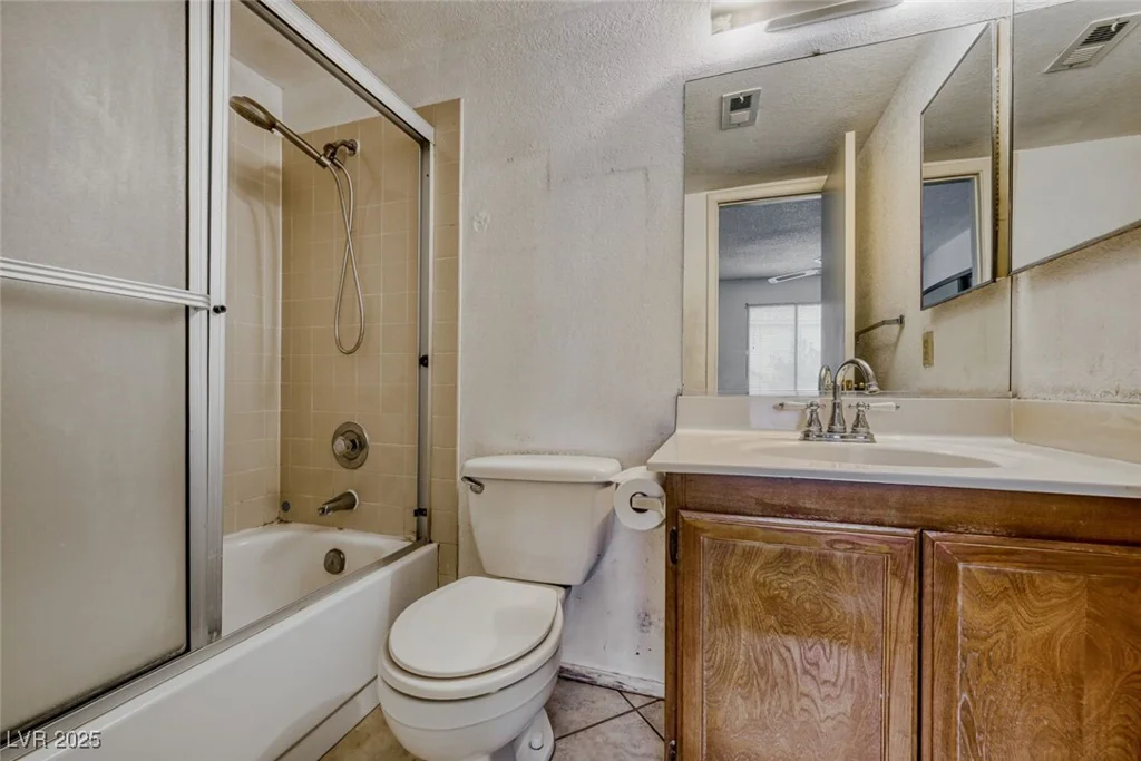 1017 Falconhead, Las Vegas, NV 89128