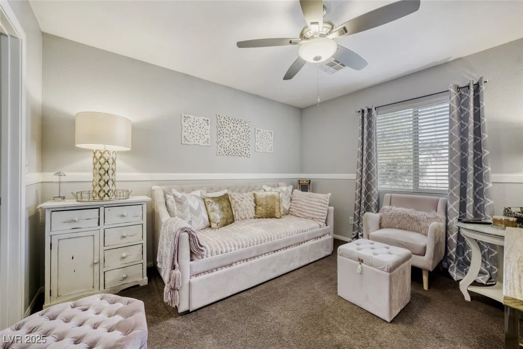 10009 Calabasas, Las Vegas, NV 89117