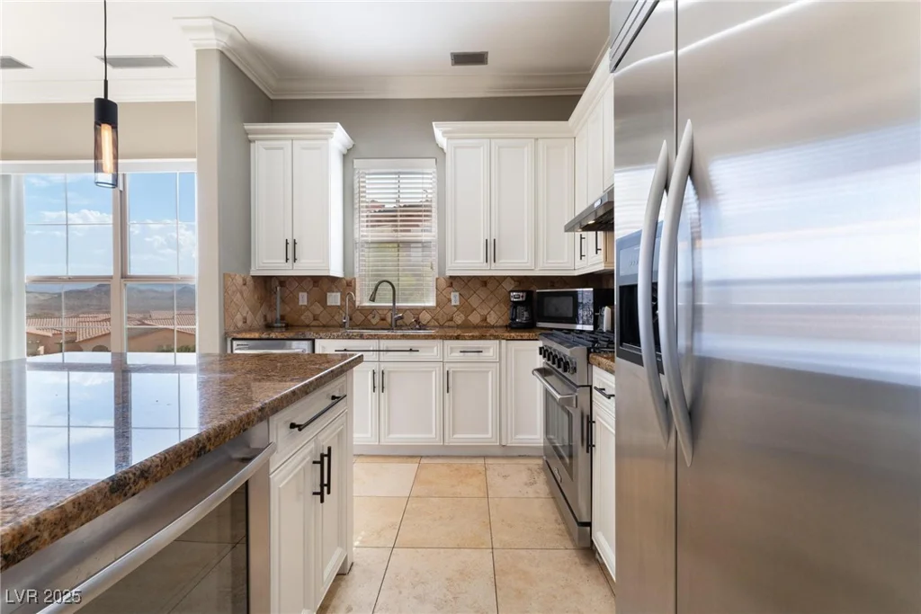24 Via Vasari, Henderson, NV 89011