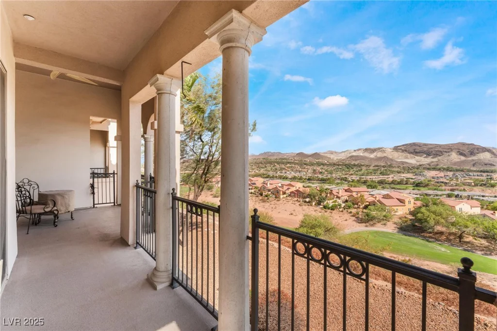24 Via Vasari, Henderson, NV 89011