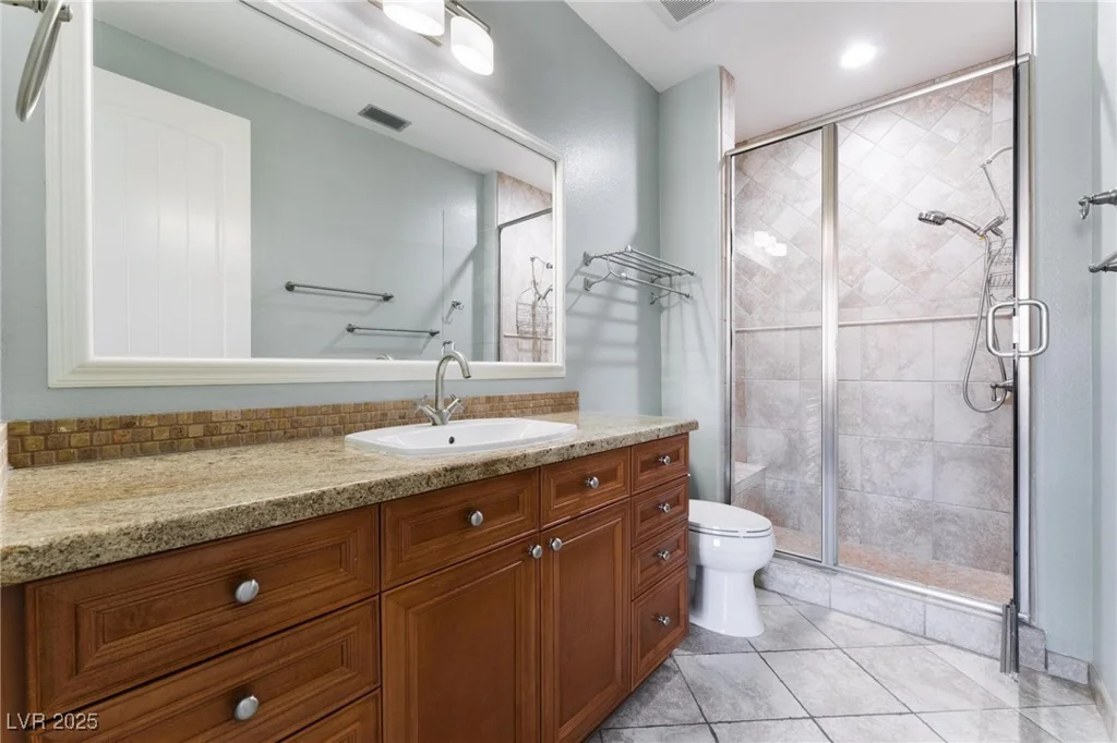 24 Via Vasari, Henderson, NV 89011