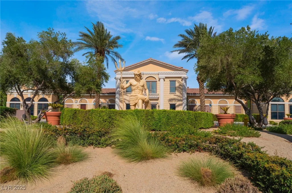 24 Via Vasari, Henderson, NV 89011