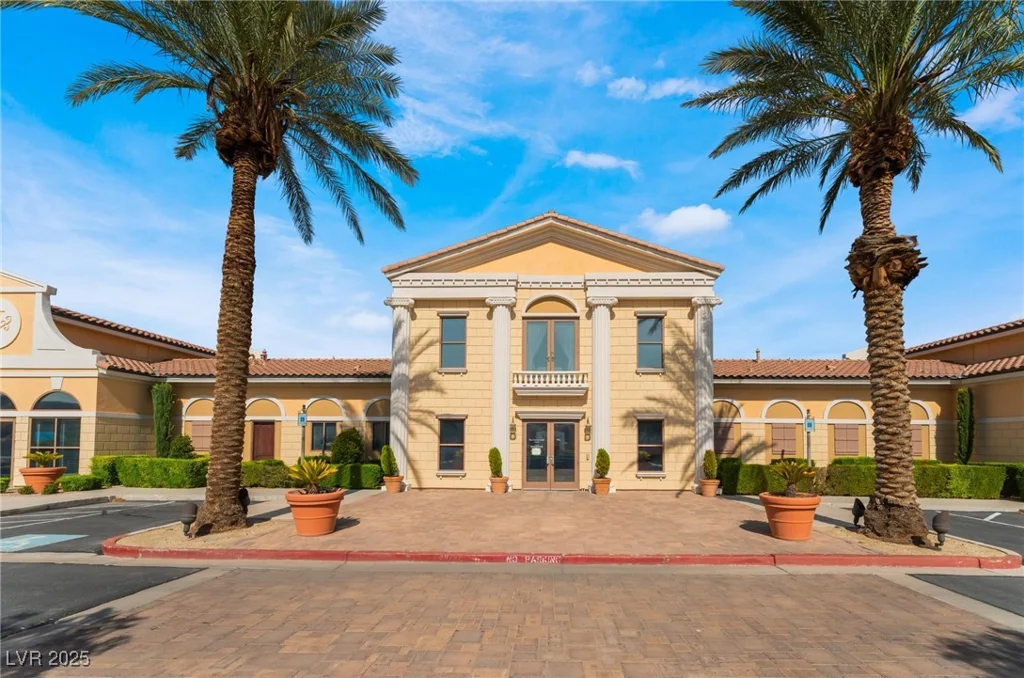 24 Via Vasari, Henderson, NV 89011