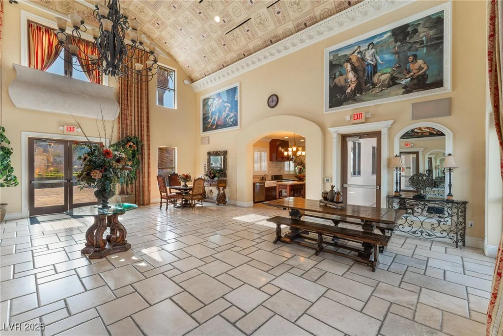 24 Via Vasari, Henderson, NV 89011