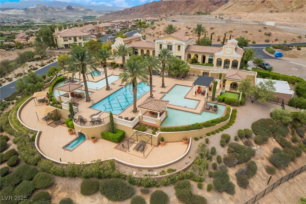 24 Via Vasari, Henderson, NV 89011