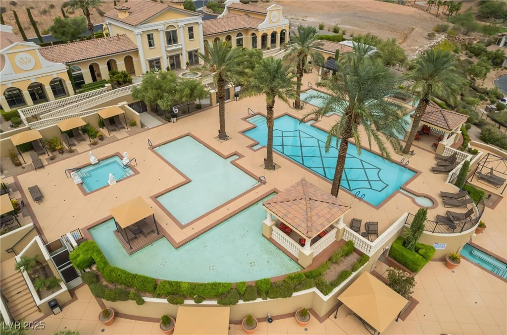 24 Via Vasari, Henderson, NV 89011