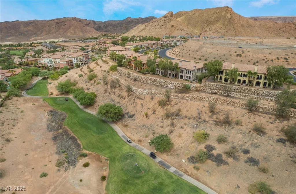 24 Via Vasari, Henderson, NV 89011