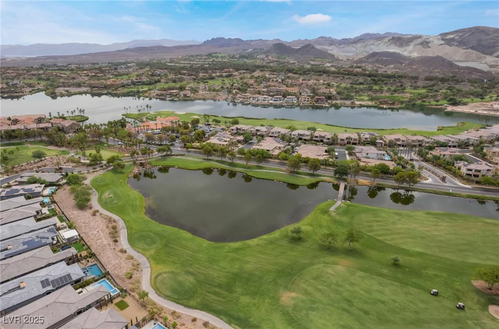 24 Via Vasari, Henderson, NV 89011