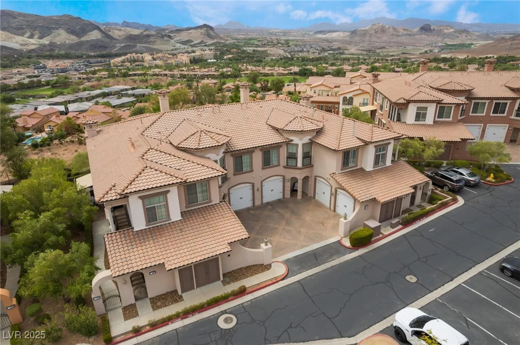 24 Via Vasari, Henderson, NV 89011