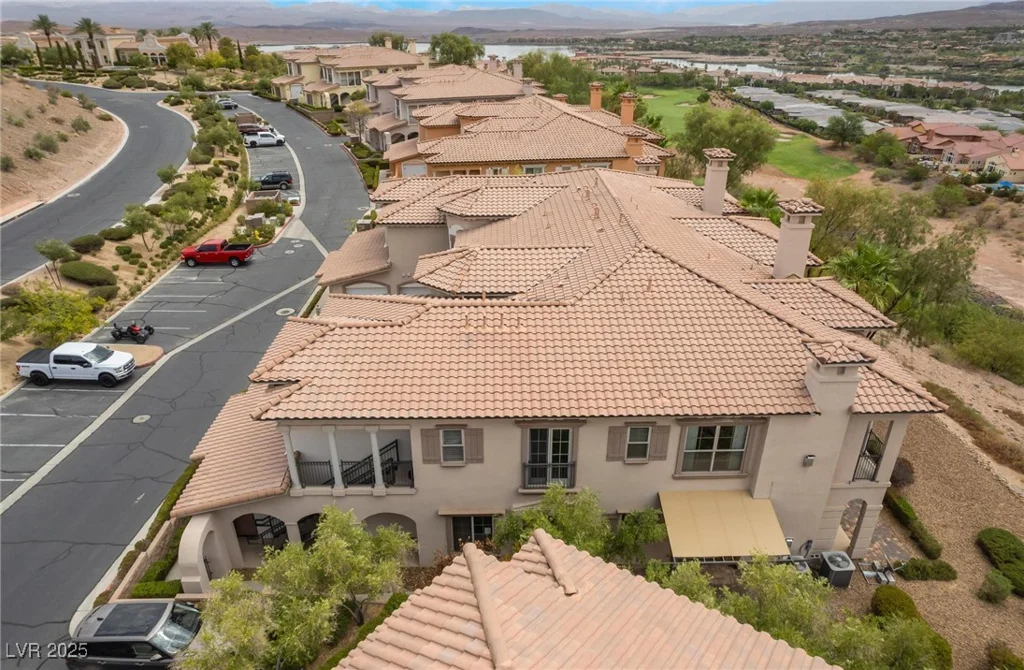 24 Via Vasari, Henderson, NV 89011