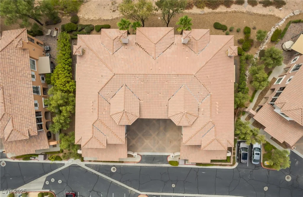 24 Via Vasari, Henderson, NV 89011