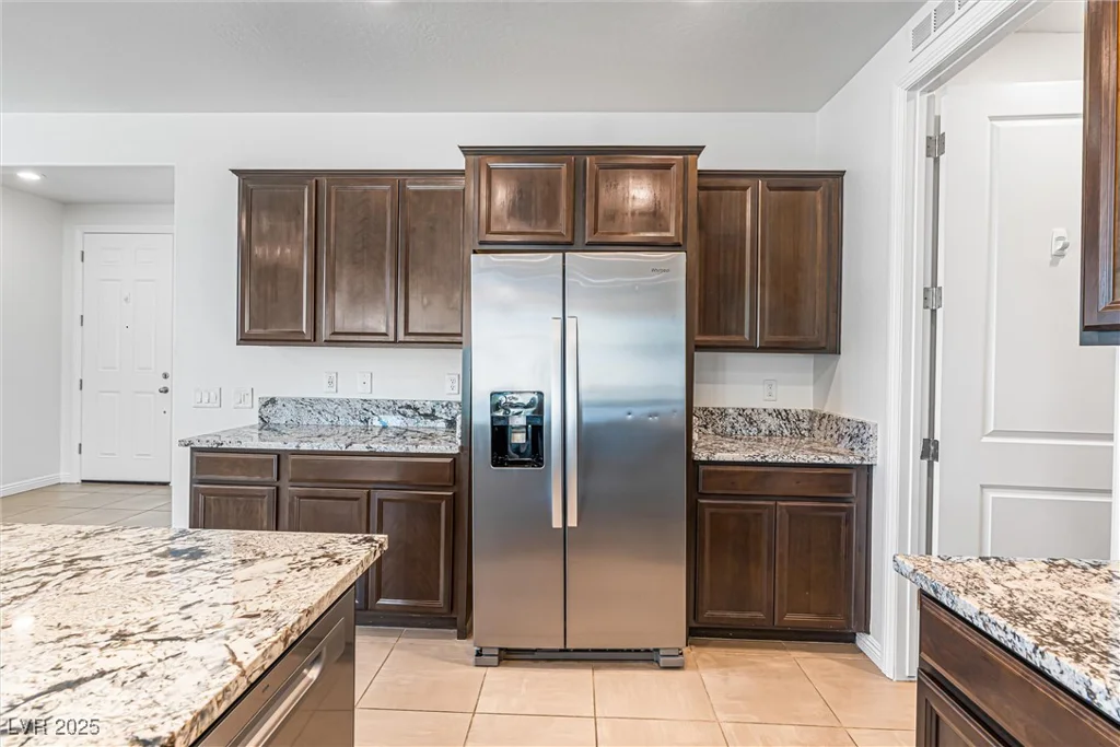 6704 Millbury, North Las Vegas, NV 89086