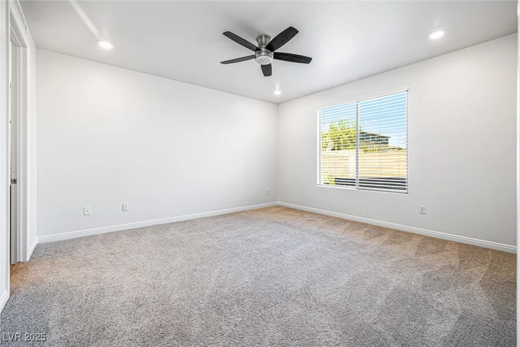 6704 Millbury, North Las Vegas, NV 89086