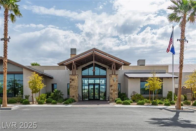 6704 Millbury, North Las Vegas, NV 89086