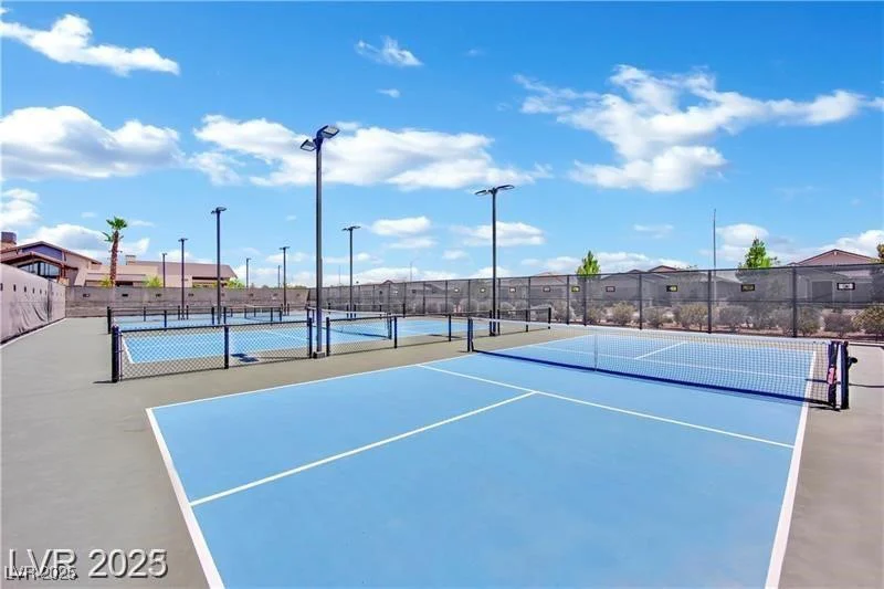 6704 Millbury, North Las Vegas, NV 89086