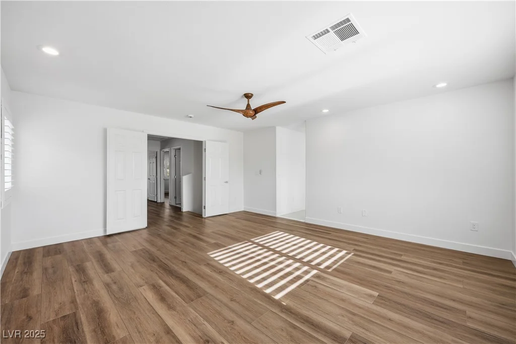 265 Rolling Springs, Las Vegas, NV 89148