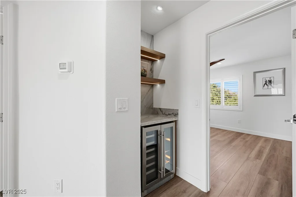 265 Rolling Springs, Las Vegas, NV 89148