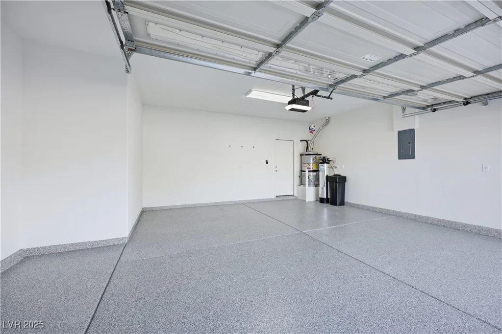 265 Rolling Springs, Las Vegas, NV 89148