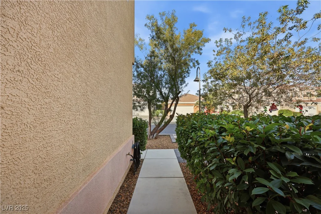 265 Rolling Springs, Las Vegas, NV 89148