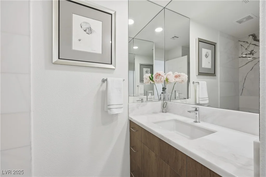 265 Rolling Springs, Las Vegas, NV 89148