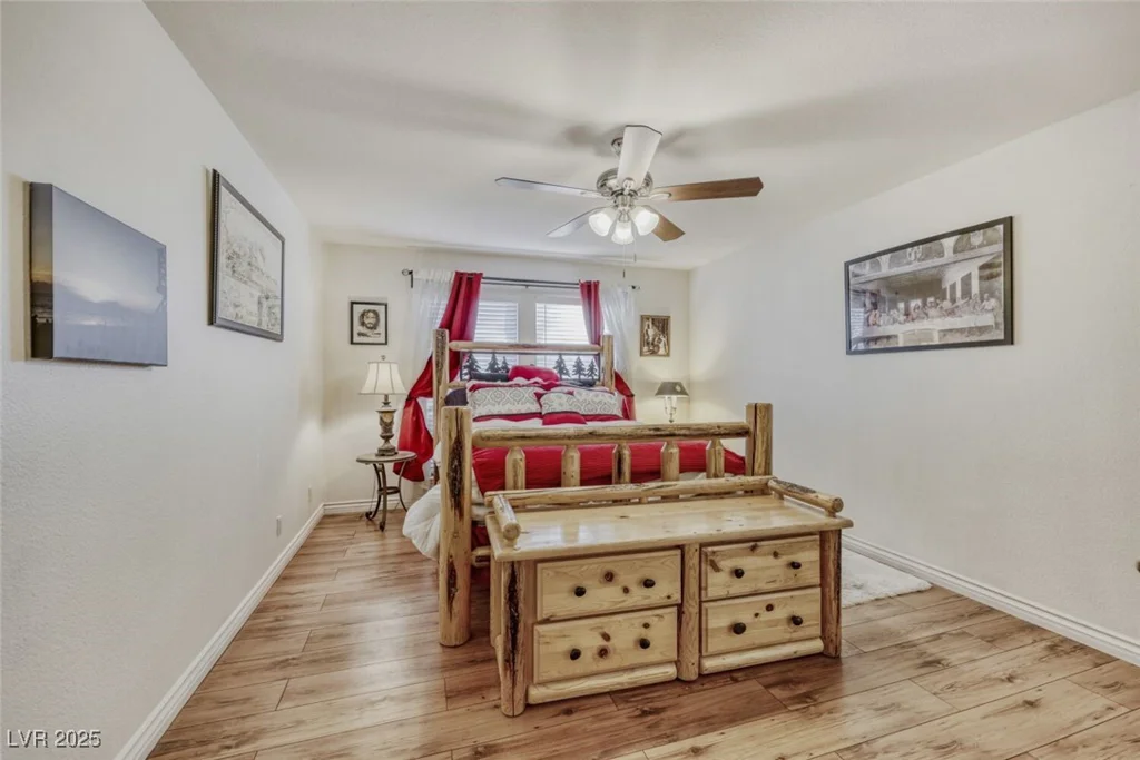 2807 Geary, Las Vegas, NV 89109
