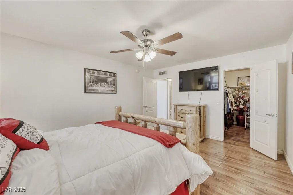 2807 Geary, Las Vegas, NV 89109