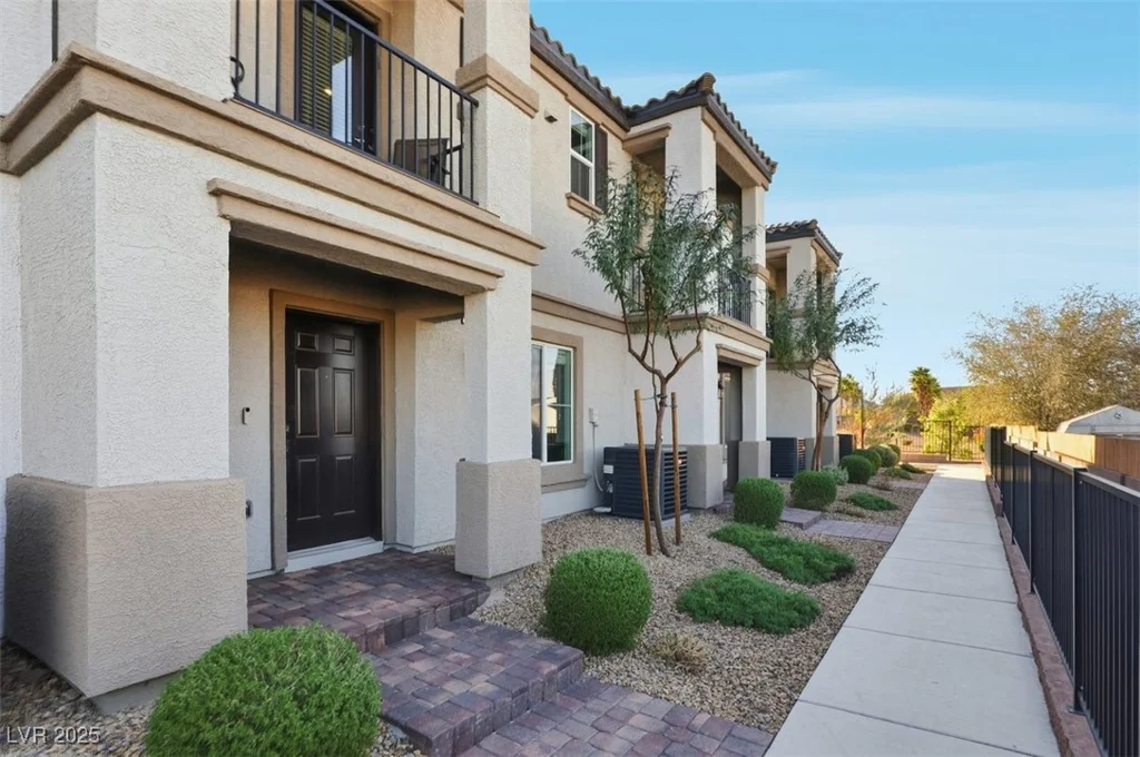 611 Sedum, Henderson, NV 89015