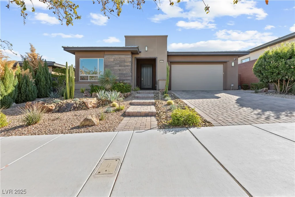 10107 Regency Square, Las Vegas, NV 89148