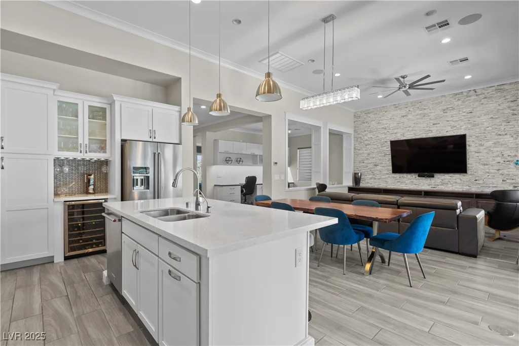 10107 Regency Square, Las Vegas, NV 89148
