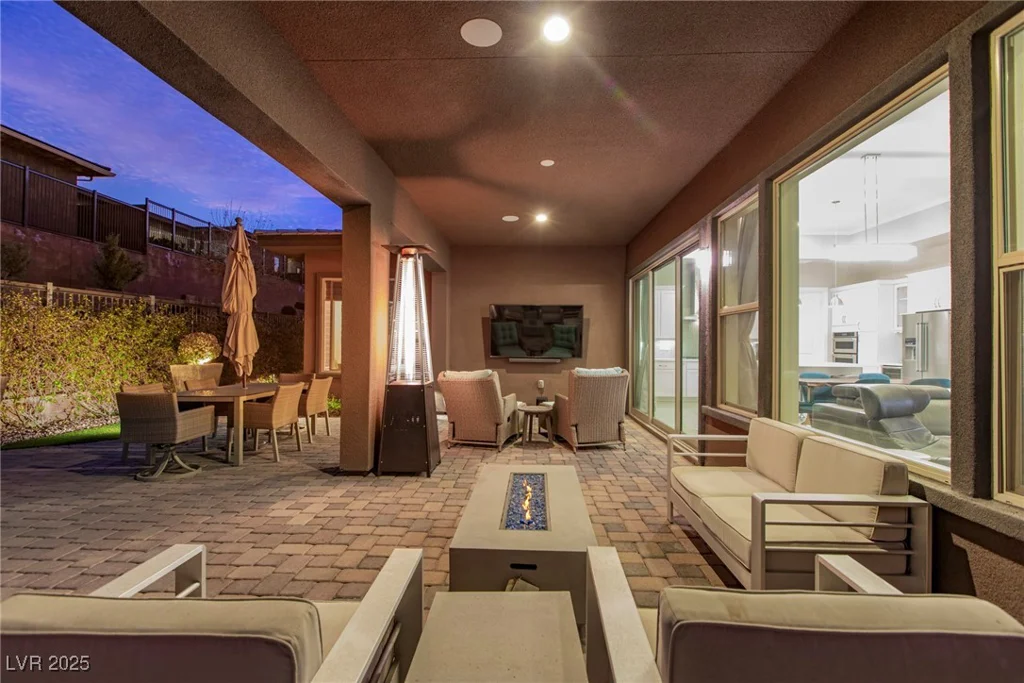 10107 Regency Square, Las Vegas, NV 89148