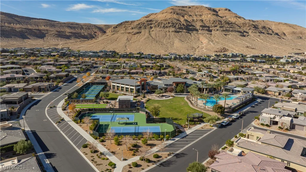 10107 Regency Square, Las Vegas, NV 89148