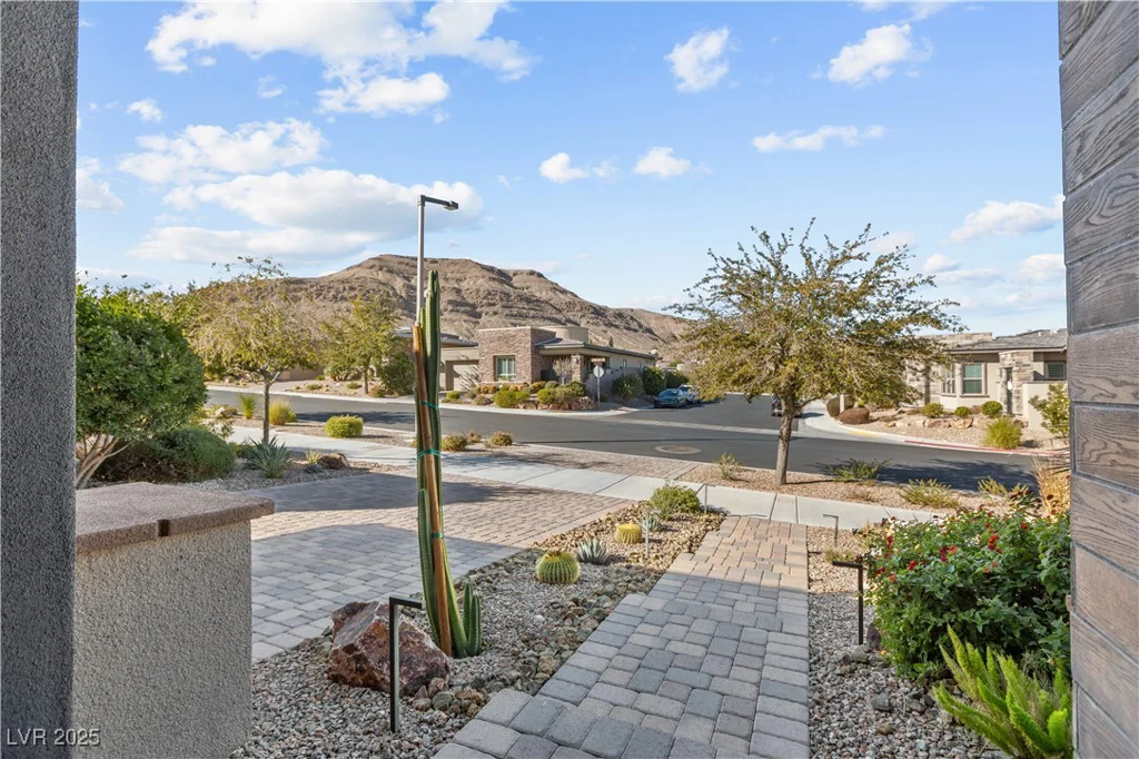 10107 Regency Square, Las Vegas, NV 89148