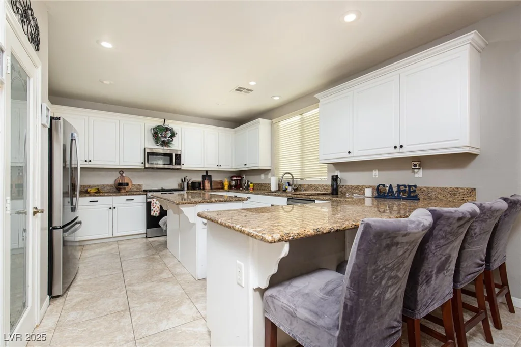 6513 Diamond Point, North Las Vegas, NV 89084