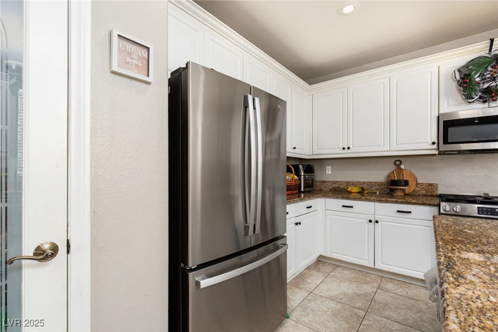 6513 Diamond Point, North Las Vegas, NV 89084