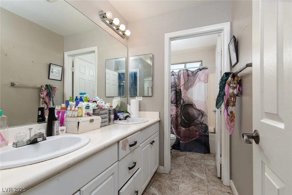 6513 Diamond Point, North Las Vegas, NV 89084
