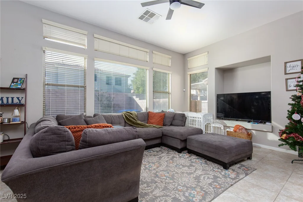 6513 Diamond Point, North Las Vegas, NV 89084
