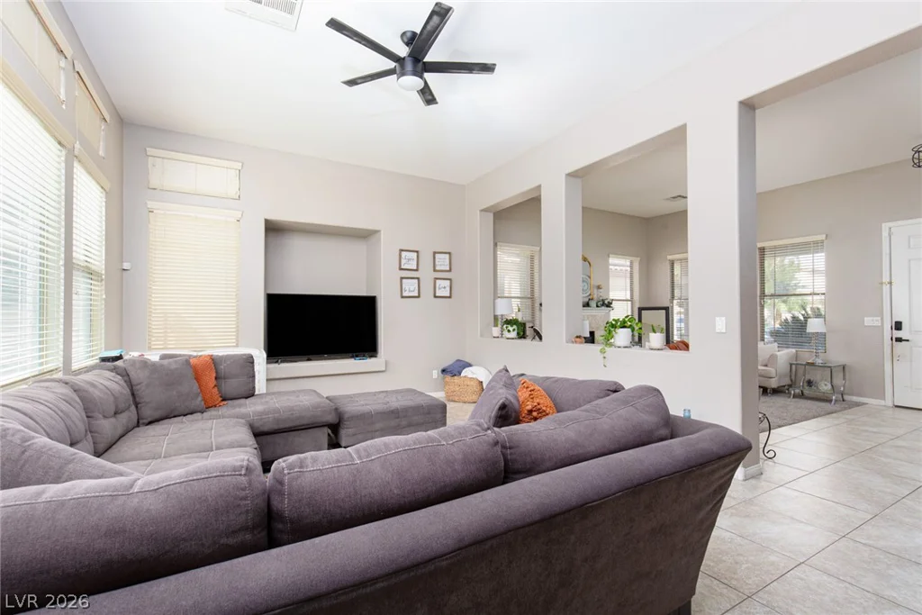 6513 Diamond Point, North Las Vegas, NV 89084