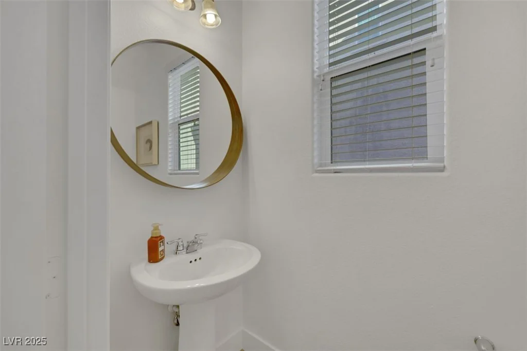 11360 McKinney Falls, Las Vegas, NV 89141