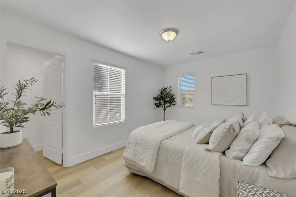 11360 McKinney Falls, Las Vegas, NV 89141