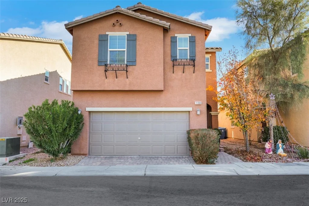 11360 McKinney Falls, Las Vegas, NV 89141