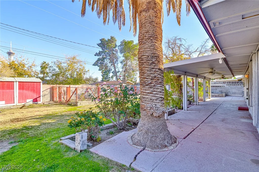 1512 Inverness, Las Vegas, NV 89102