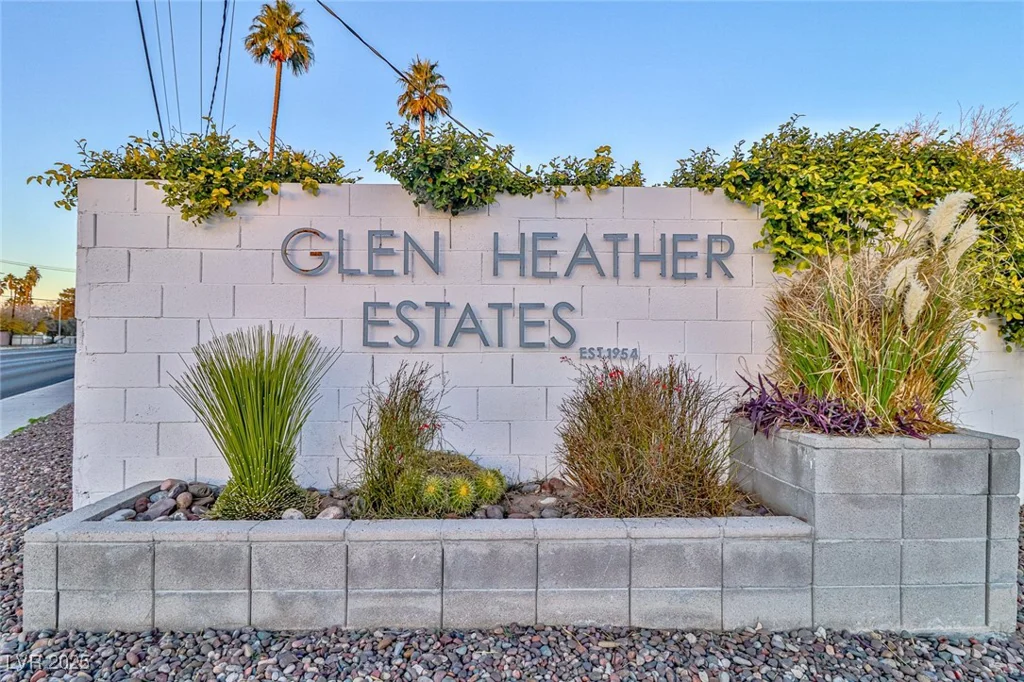 1512 Inverness, Las Vegas, NV 89102