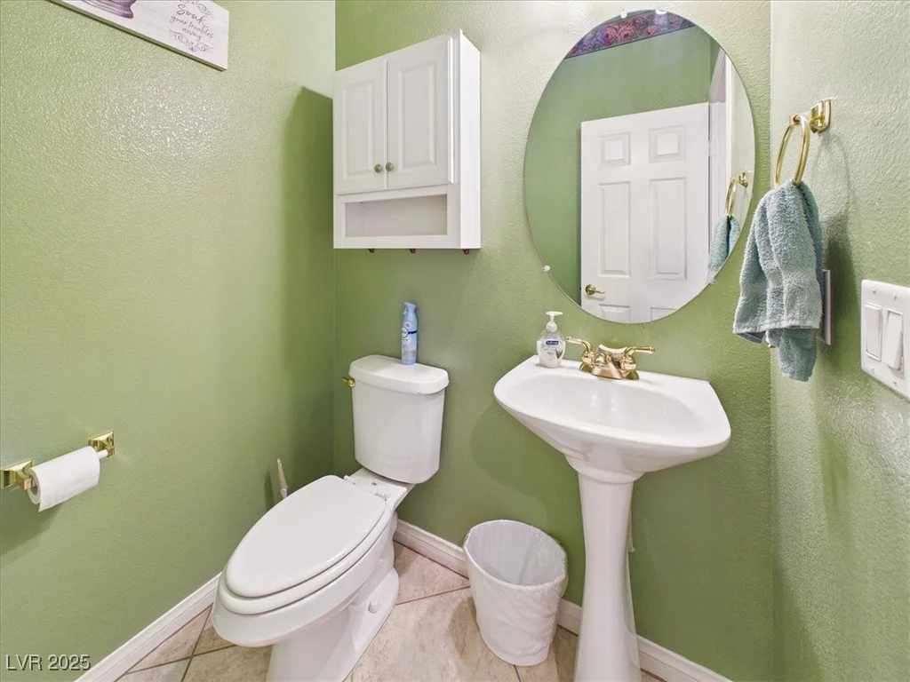 321 Whispering Tree, Las Vegas, NV 89183
