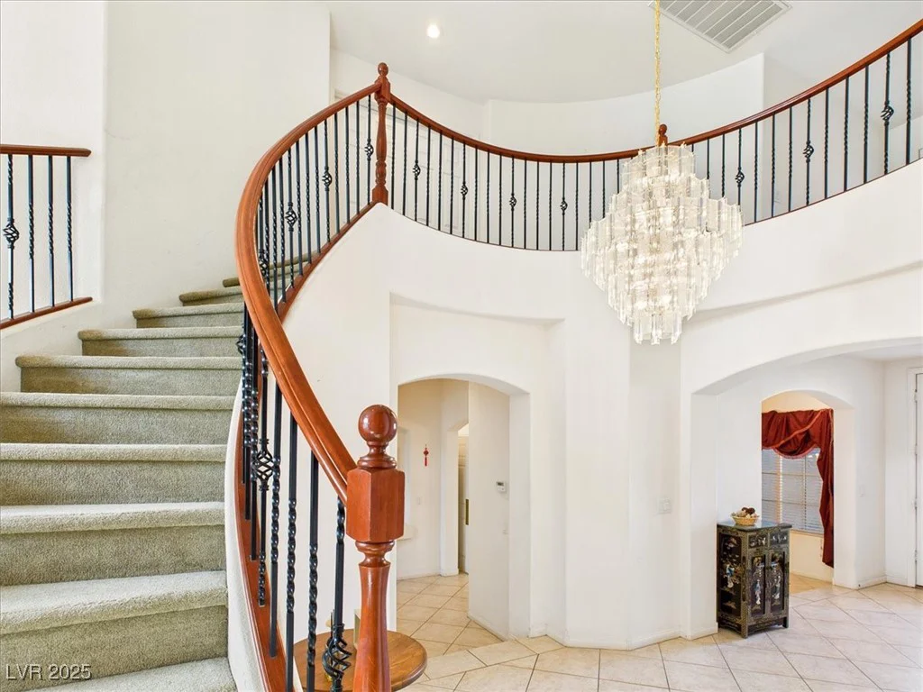 321 Whispering Tree, Las Vegas, NV 89183