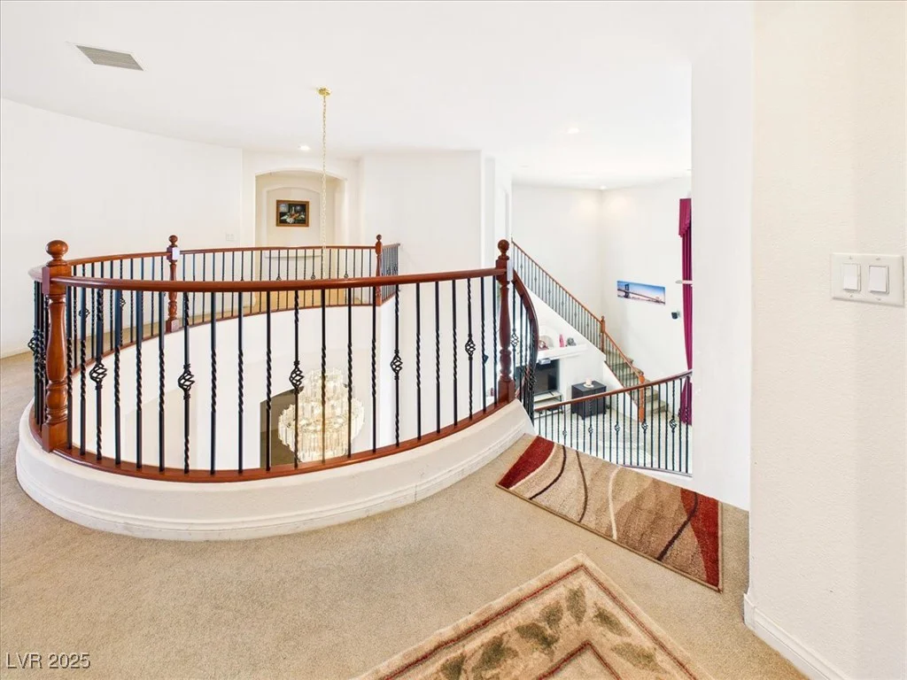 321 Whispering Tree, Las Vegas, NV 89183