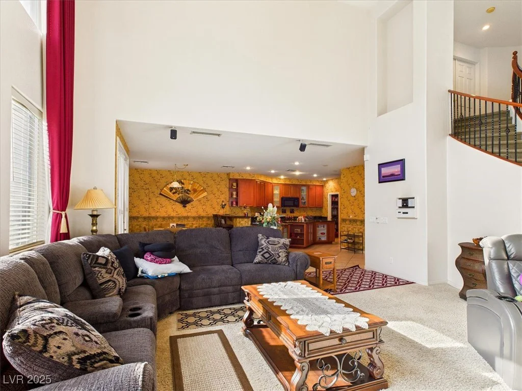 321 Whispering Tree, Las Vegas, NV 89183