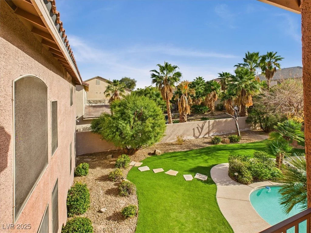 321 Whispering Tree, Las Vegas, NV 89183