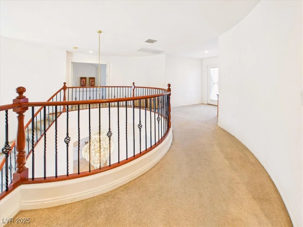 321 Whispering Tree, Las Vegas, NV 89183