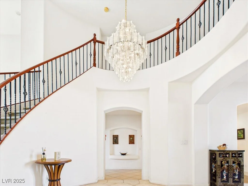 321 Whispering Tree, Las Vegas, NV 89183