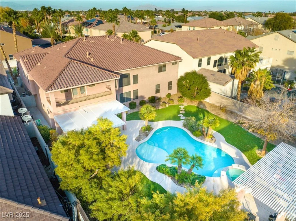 321 Whispering Tree, Las Vegas, NV 89183